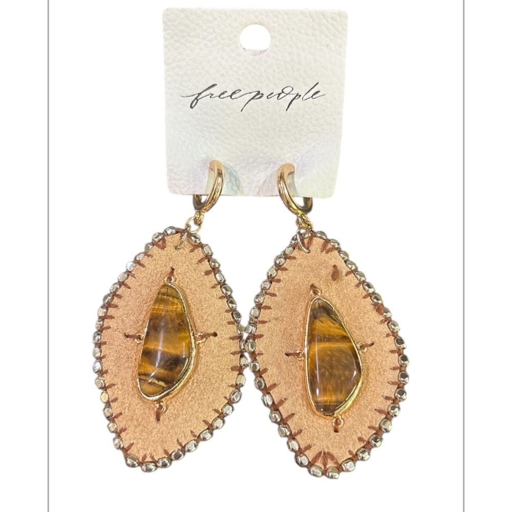 Free People Hettie Dangle Earrings NWT - Picture 3 of 5